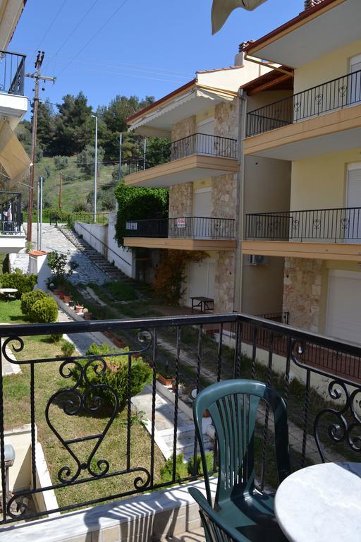 Roses Rt Apartments Skioni I 네아 스키오니 외부 사진