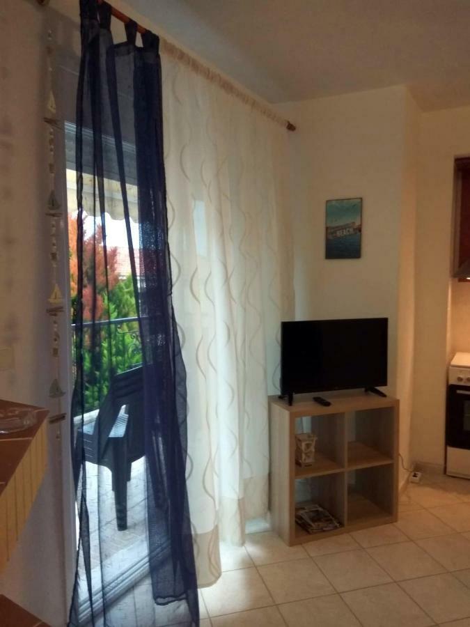 Roses Rt Apartments Skioni I 네아 스키오니 외부 사진